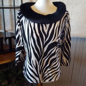 💕MORTONMCNAUGHTON* Sweater